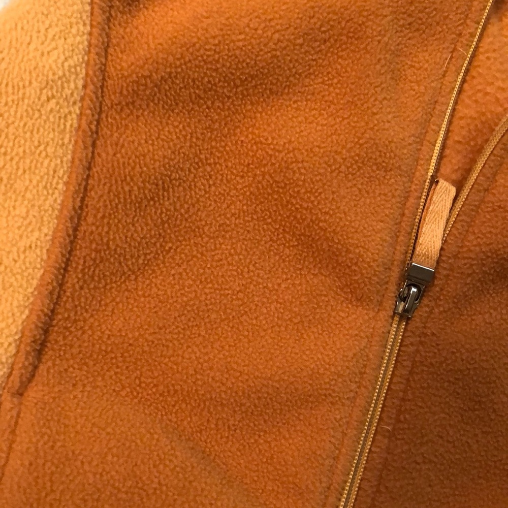 Vest - Picture 4 of 4